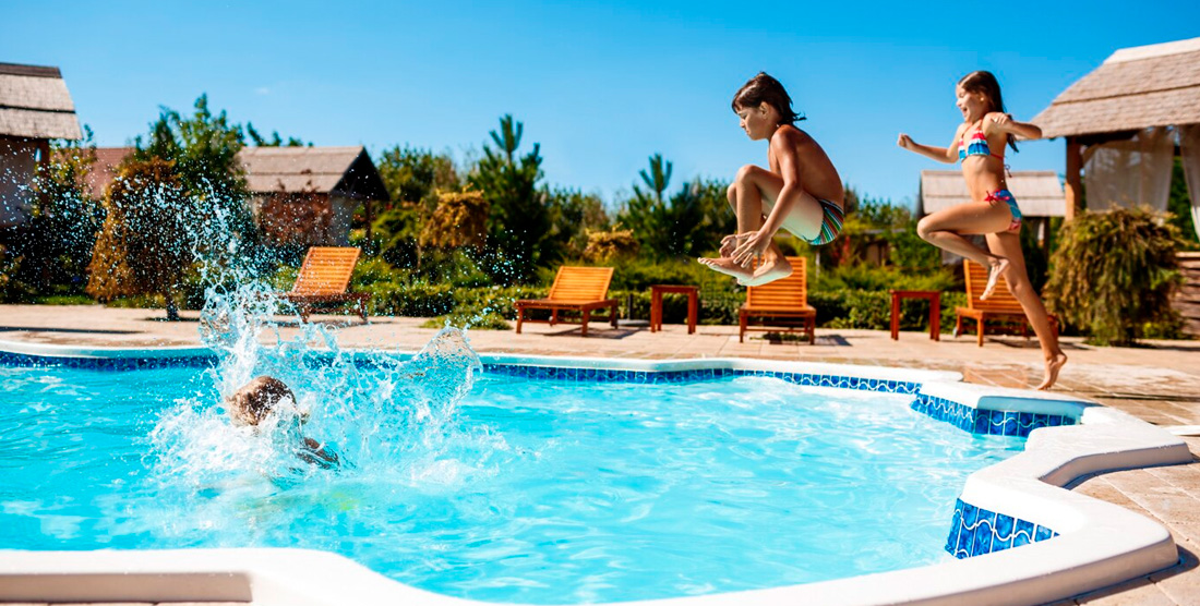 Ventajas adicionales de las piscinas de fibra